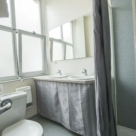 D'etape Des Capucins Hostal