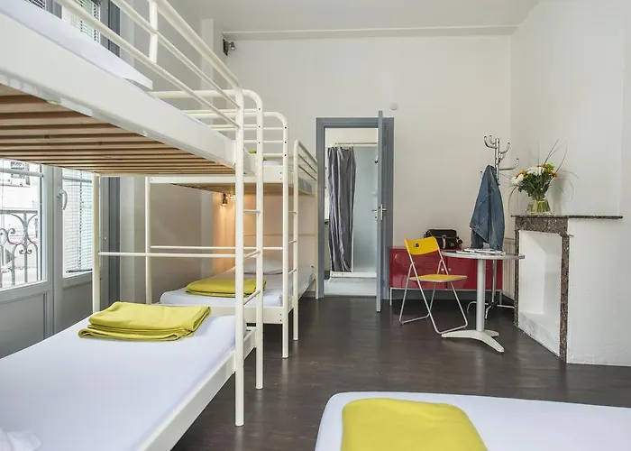 D'etape Des Capucins Hostel Le Puy-en-Velay