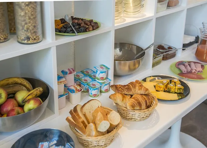 D'etape Des Capucins